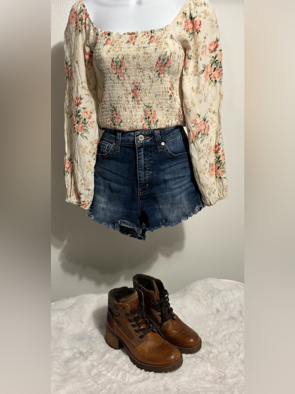 KanCan shorts in Faded Blue Denim